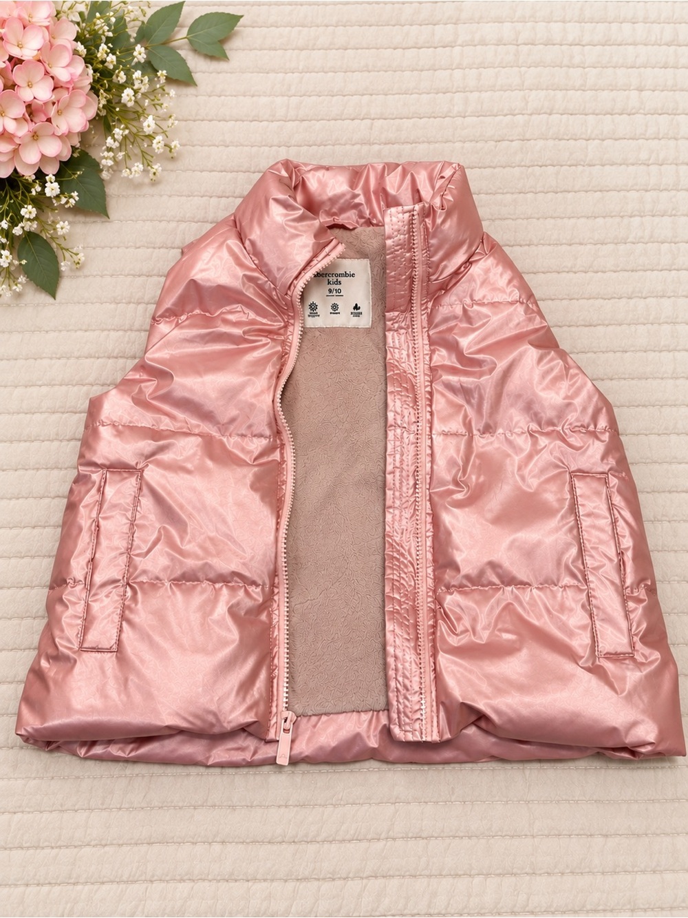 Abercrombie Kids Girls Pink Puffer Vest Water Resistant Size 9/10